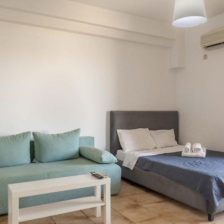 Elia Mini Suites 6 拉里萨 外观 照片